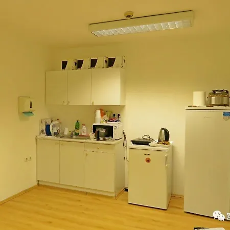 Attila Apartmans 住宿加早餐酒店